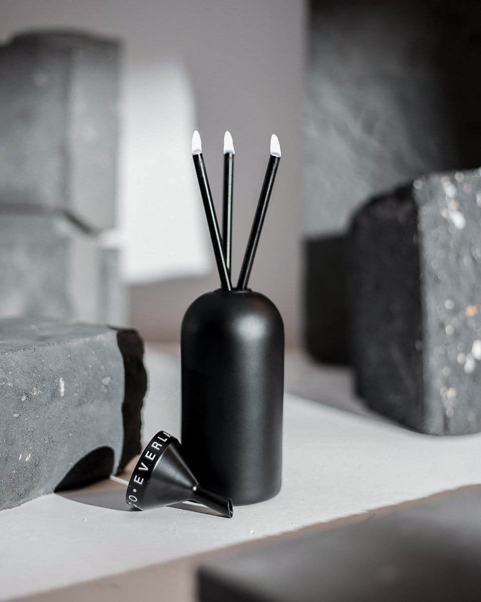 Black Steel Funnel lifestyle