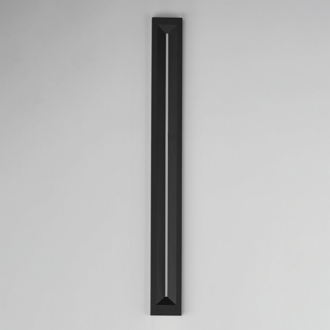 Fosso LED Outdoor Wall Sconce - 5cct by Studio M Lighting – lifestyle