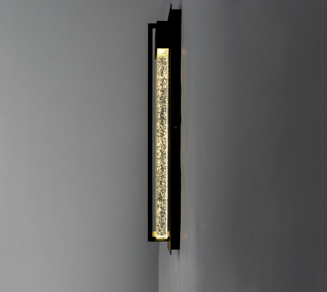 Cascade LED Outdoor Wall Sconce 566194 by Studio M Lighting – lifestyle