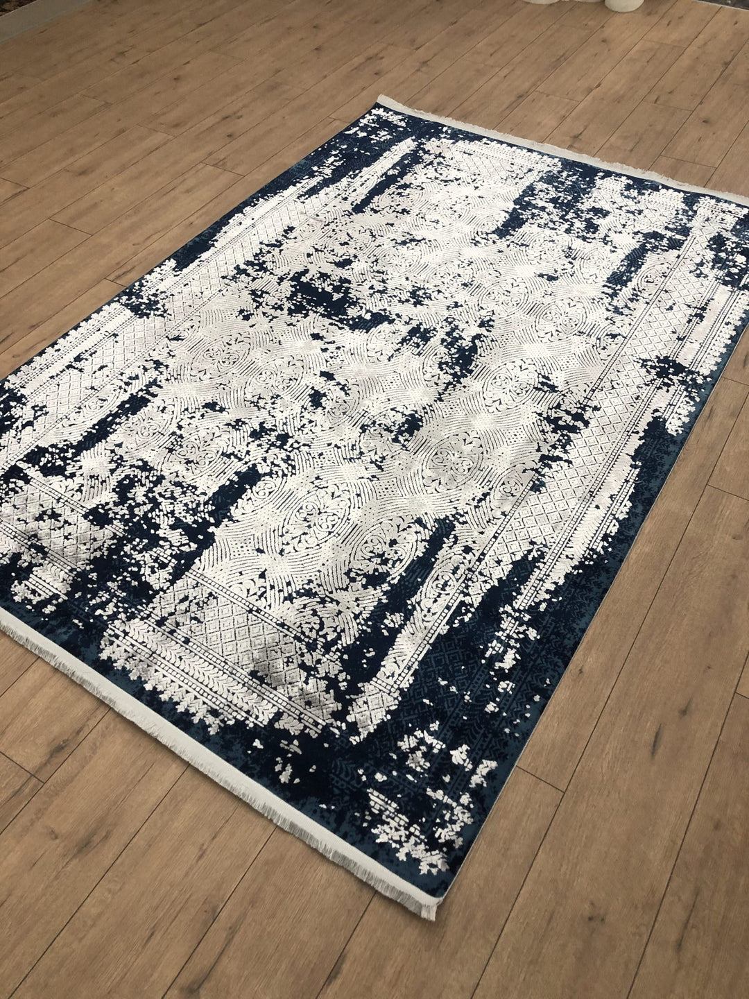 Juliet Rug by Whiteline Modern Living – lifestyle