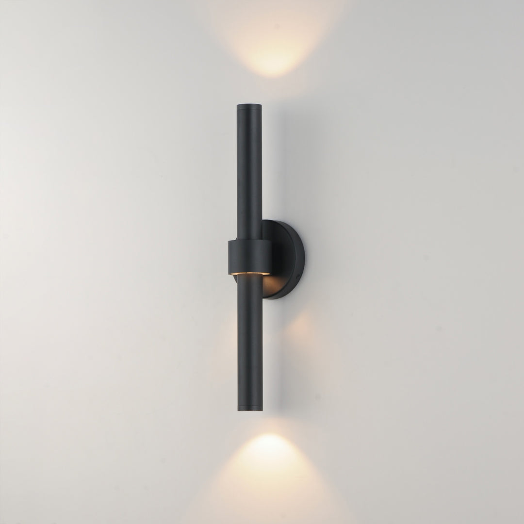 Reveal Outdoor Reveal 20 LED Outdoor Wall Sconce by Studio M Lighting – lifestyle