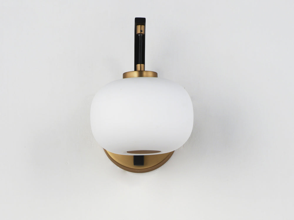 Soji LED Wall Sconce 255062 by Studio M Lighting – lifestyle