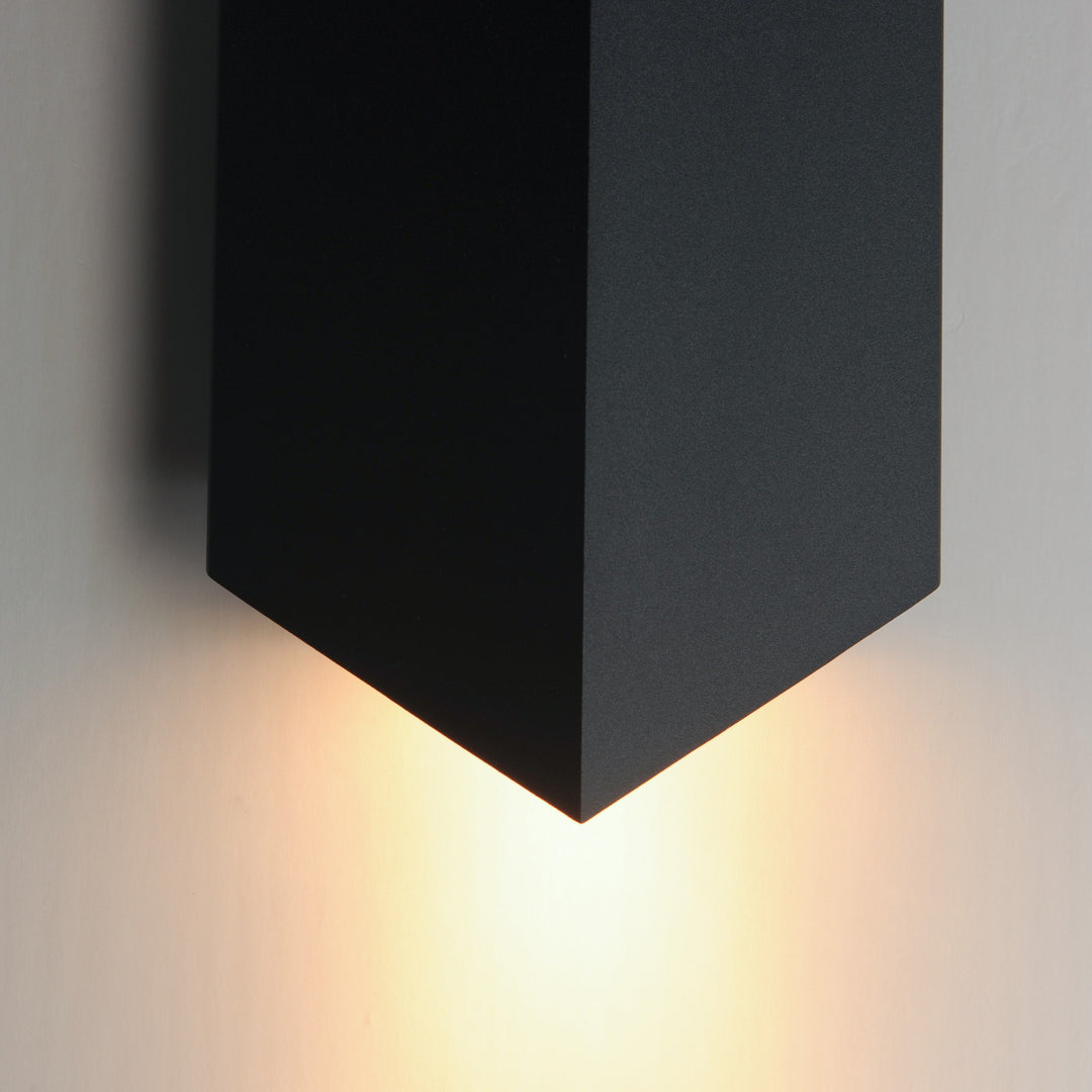 Fractal LED Outdoor Sconce 451562 by Studio M Lighting – lifestyle