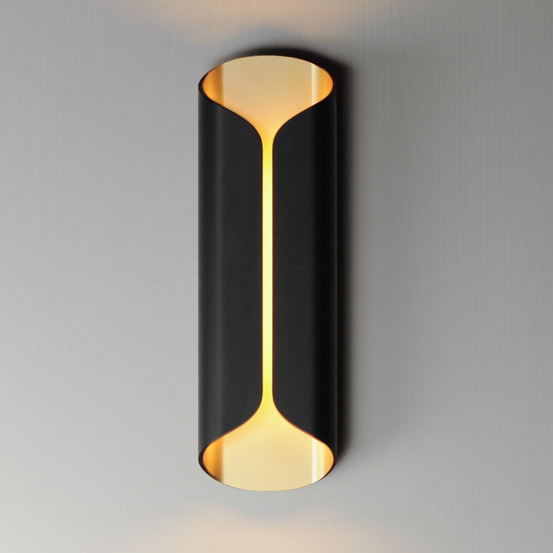 Folio 20" LED Outdoor Wall Lamp by Studio M Lighting – lifestyle