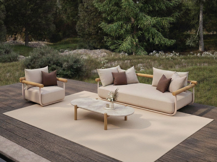 Tapiz Outdoor Rug by Whiteline Modern Living – lifestyle