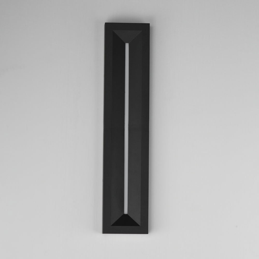 Fosso LED Outdoor Wall Sconce - 5cct by Studio M Lighting – lifestyle