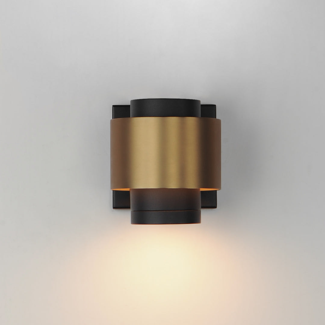 Reveal Outdoor Reveal Small LED Outdoor Wall Sconce by Studio M Lighting – lifestyle