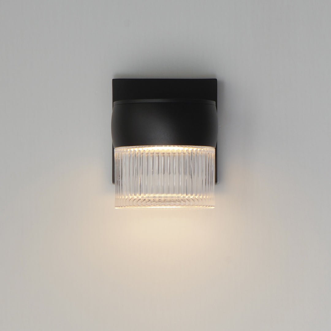 Modular 1-Light LED Outdoor by Studio M Lighting – lifestyle