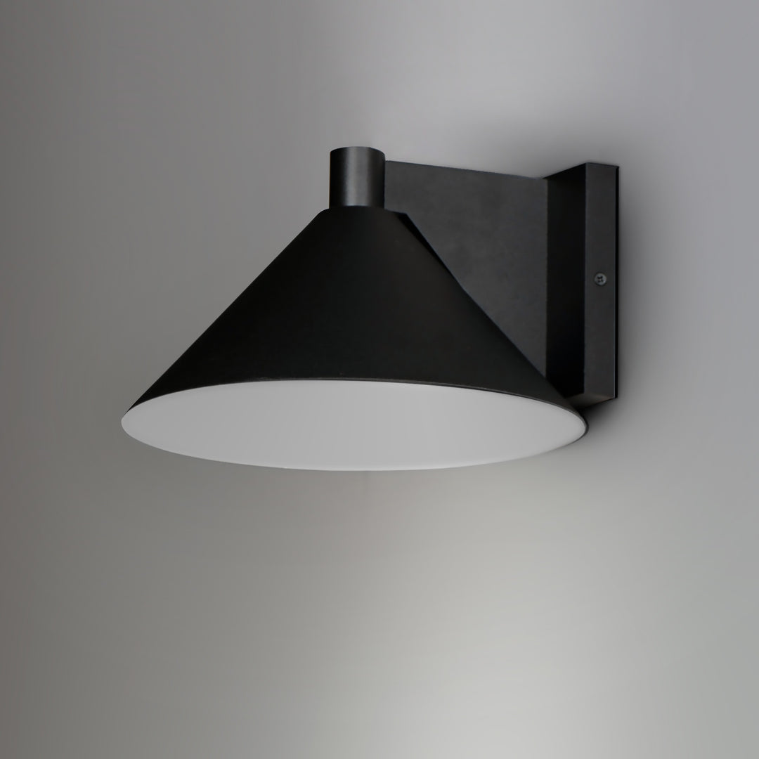 Conoid LED Conoid Medium LED Outdoor Wall Sconce by Studio M Lighting – lifestyle