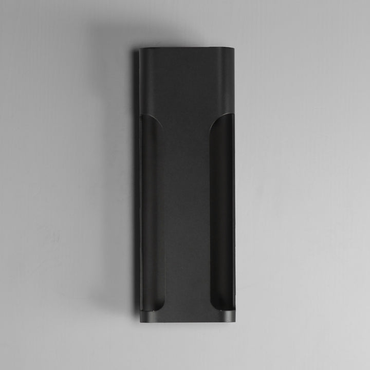 Maglev 18" LED Outdoor Wall Lamp by Studio M Lighting – lifestyle