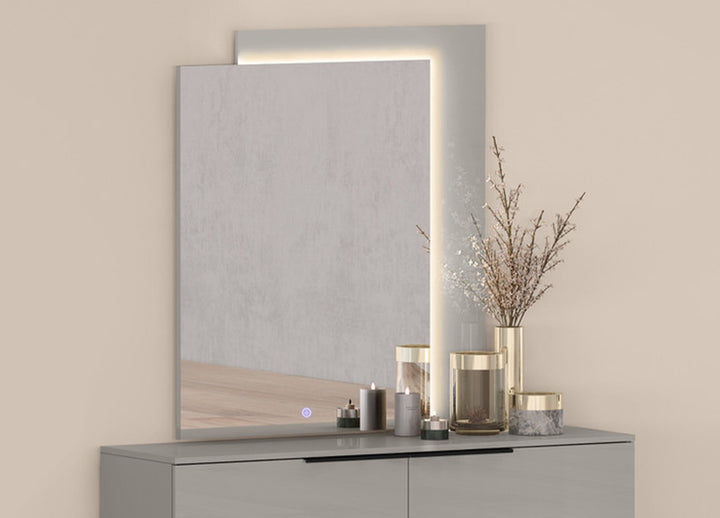 Damien Mirror by Whiteline Modern Living – lifestyle