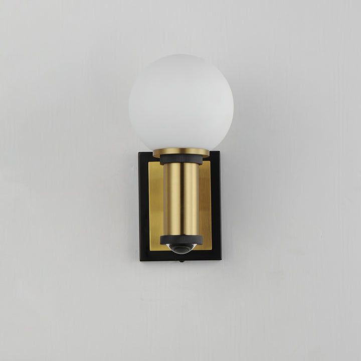 San Simeon 2-Light LED Wall Sconce by Studio M Lighting – lifestyle