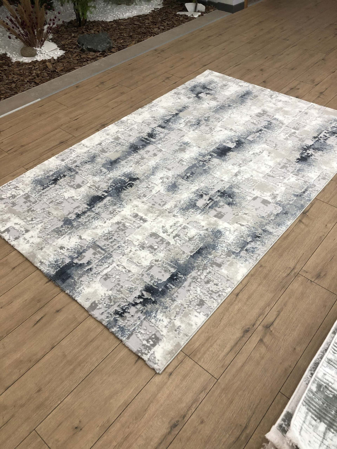 Enya Rug by Whiteline Modern Living – lifestyle