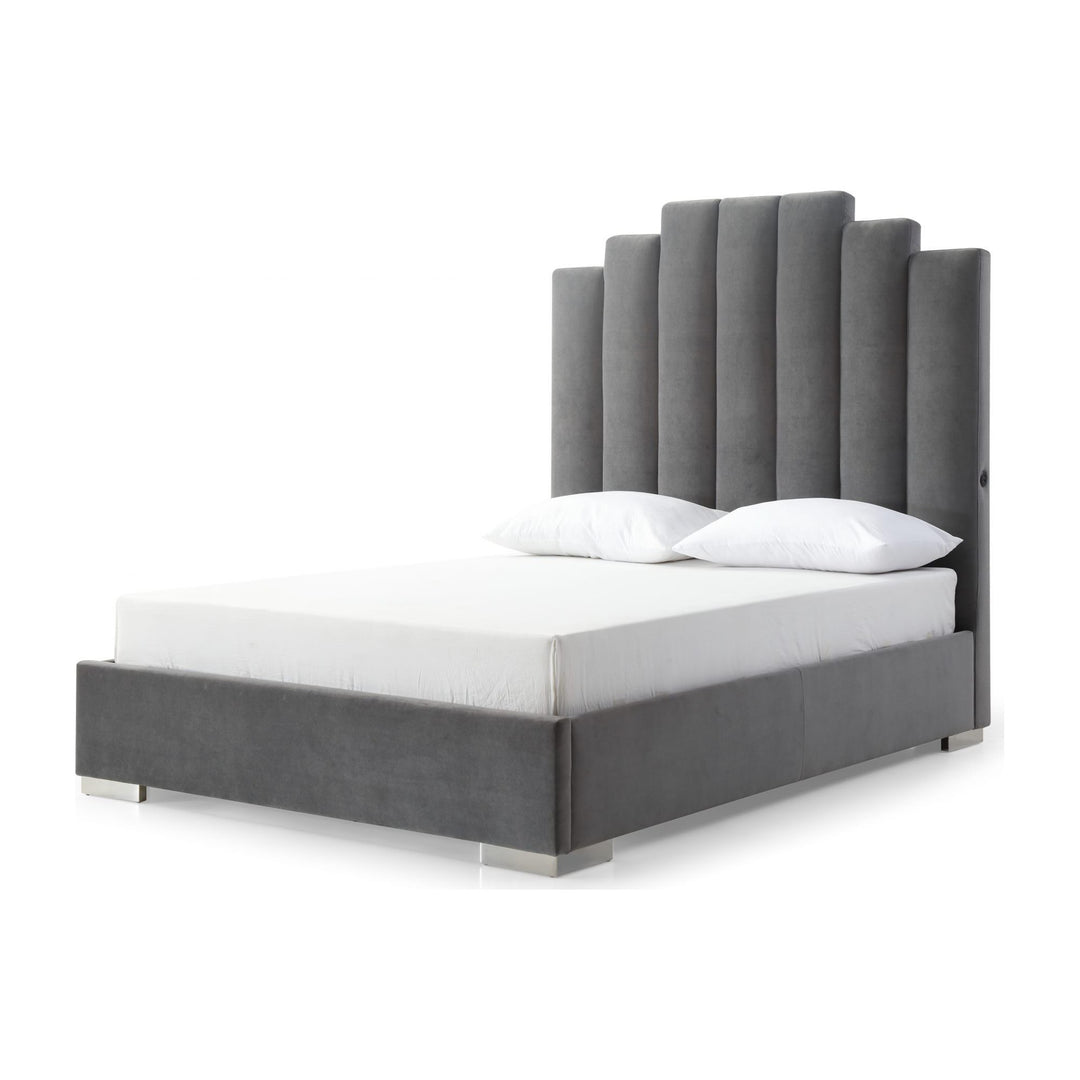 Jordan Queen Bed by Whiteline Modern Living