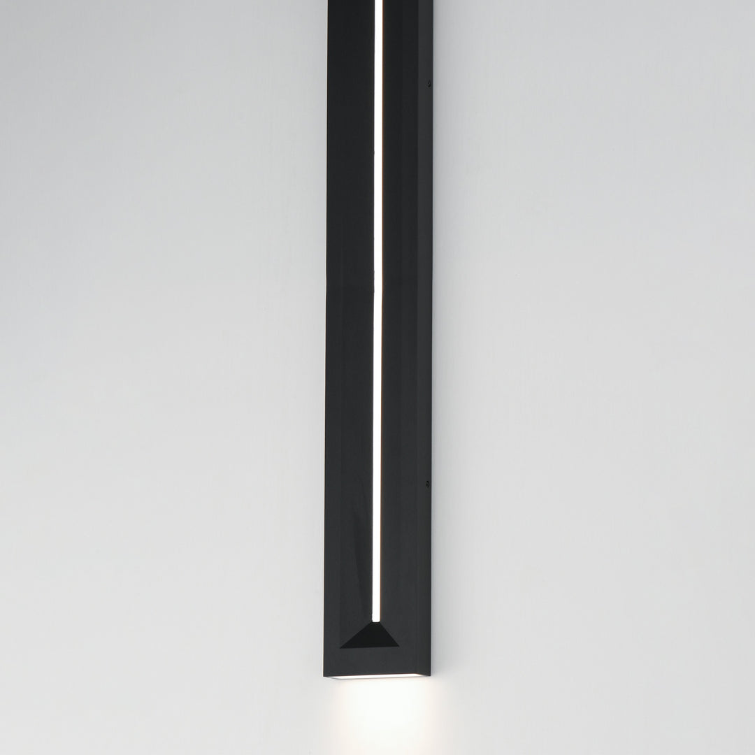 Fosso LED Outdoor Wall Sconce - 5cct by Studio M Lighting – lifestyle