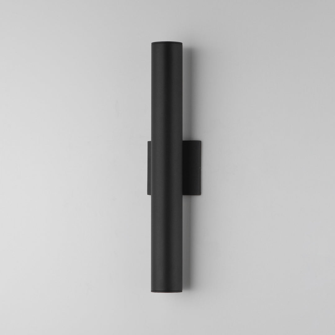 Calibro 20 Outdoor Sconce by Studio M Lighting – lifestyle