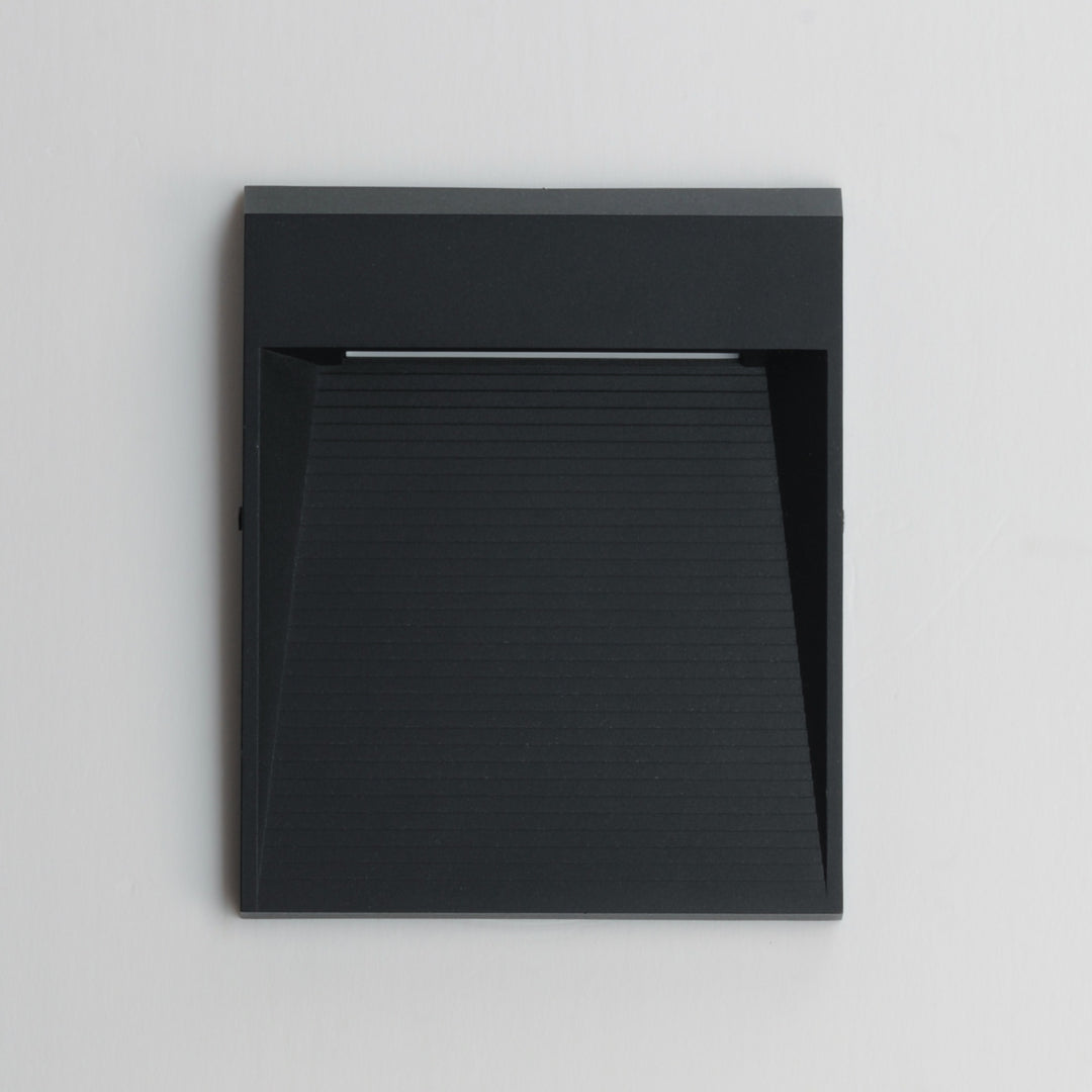 Steps pes LED Outdoor Sconce by Studio M Lighting – lifestyle