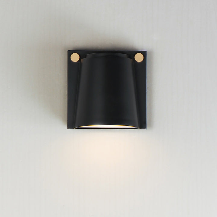 Rivet VX Small LED Outdoor Sconce by Studio M Lighting – lifestyle