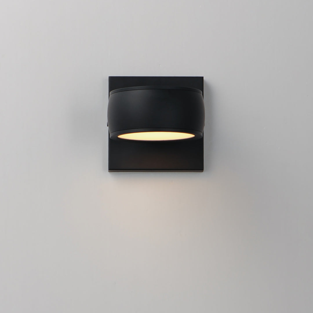 Modular 1-Light LED Outdoor Wall Sconce by Studio M Lighting – lifestyle