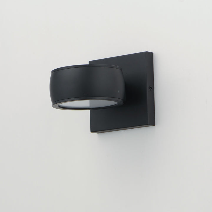 Modular 1-Light LED Outdoor Wall Sconce by Studio M Lighting – lifestyle