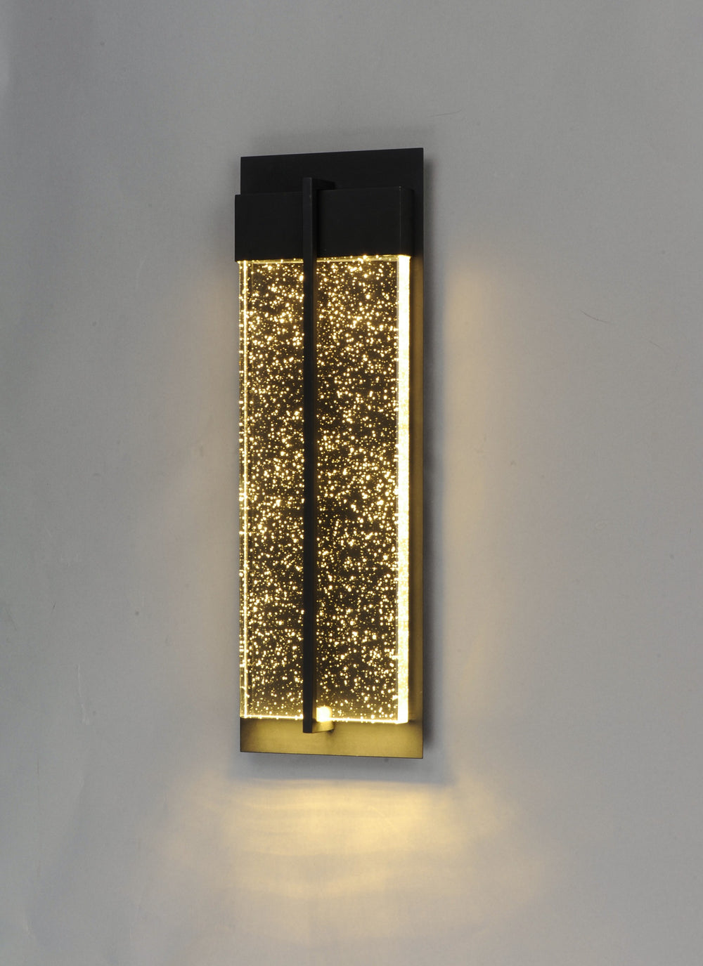 Cascade LED Outdoor Wall Sconce 566194 by Studio M Lighting – lifestyle