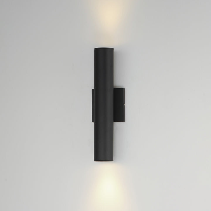 Calibro 15 LED Outdoor Sconce by Studio M Lighting – lifestyle