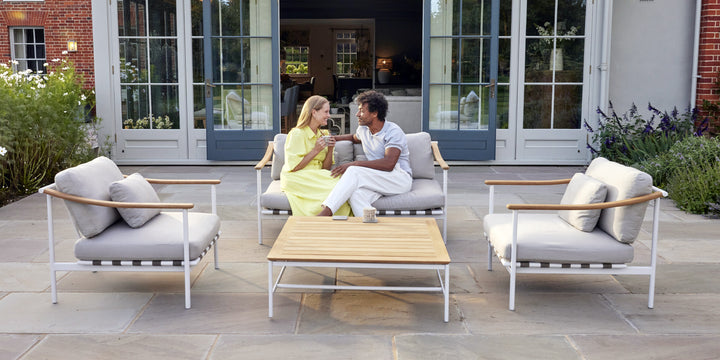 Around High Table 60 by Barlow Tyrie – Around collection lifestyle