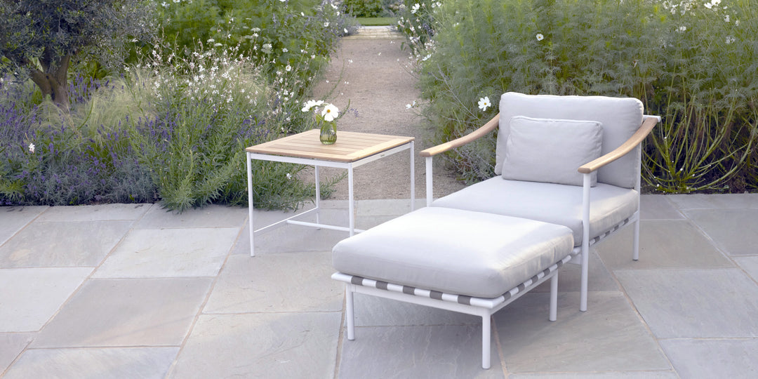 Around Ottoman by Barlow Tyrie – Around collection lifestyle