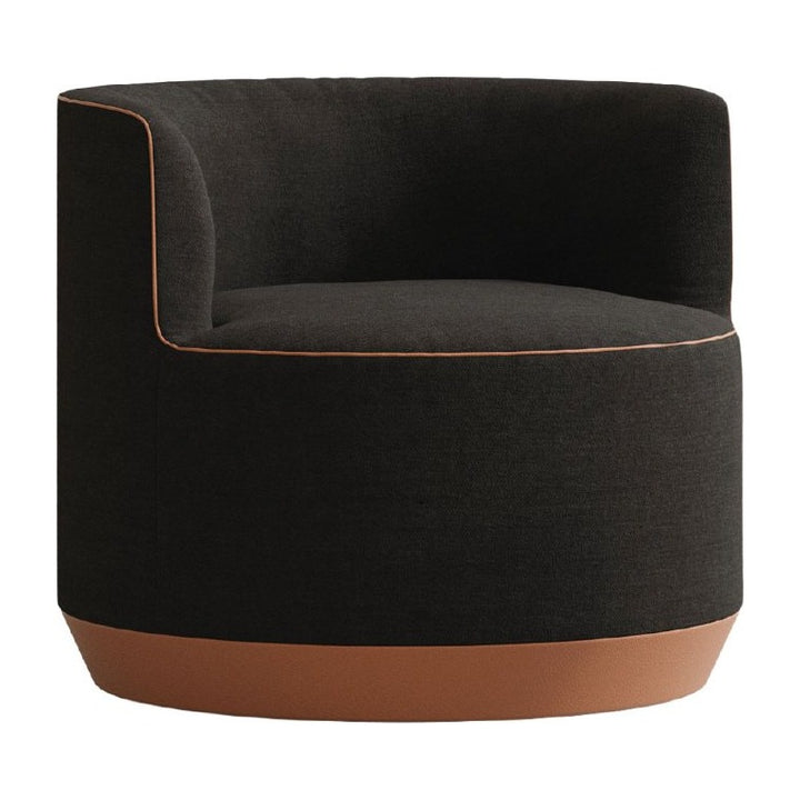 Cil Armchair by Punt – white background