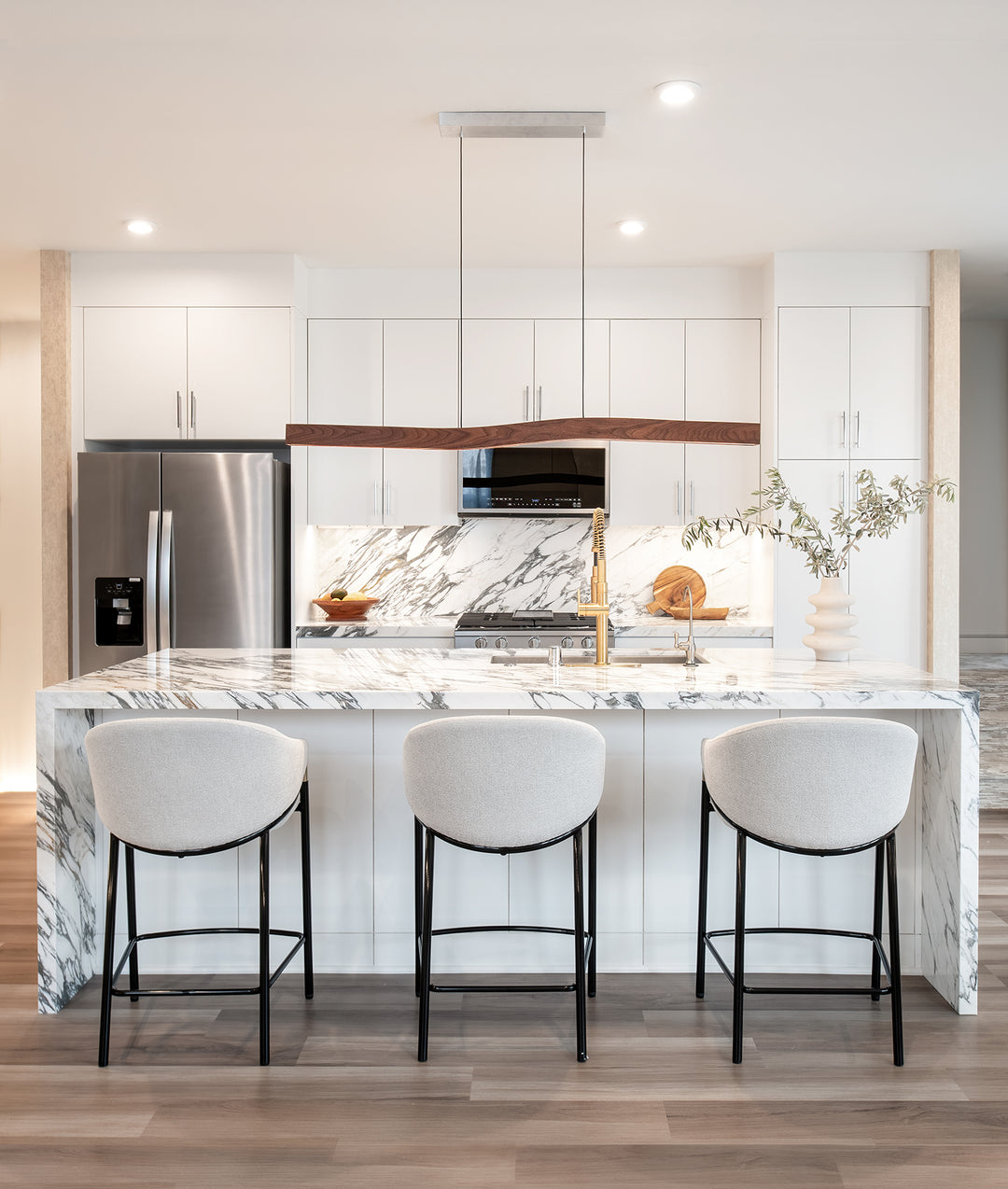 Camur LED Linear Pendant by Cerno Pendants Cerno