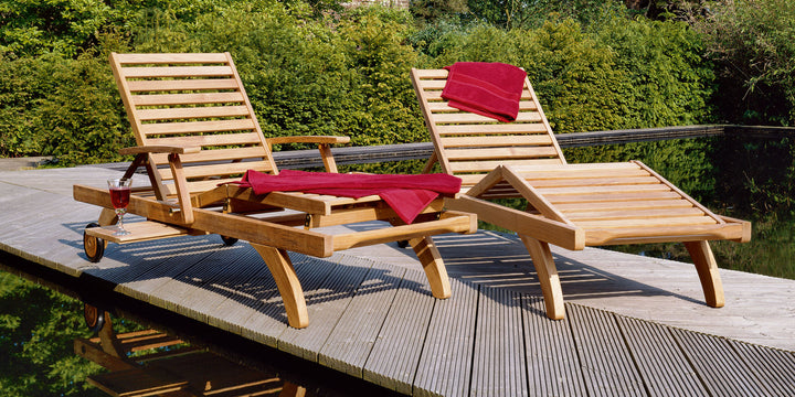 Capri Lounger – Standard by Barlow Tyrie – Capri collection lifestyle