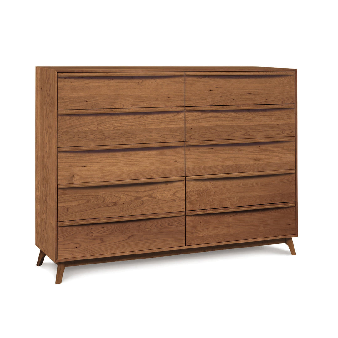 Catalina 10-Drawer Dresser detail 6