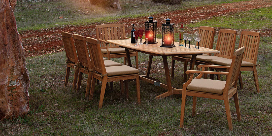 Chesapeake Table 120 Round by Barlow Tyrie – Chesapeake collection lifestyle