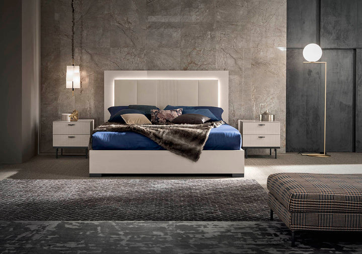 Claire Modern Bedroom Set