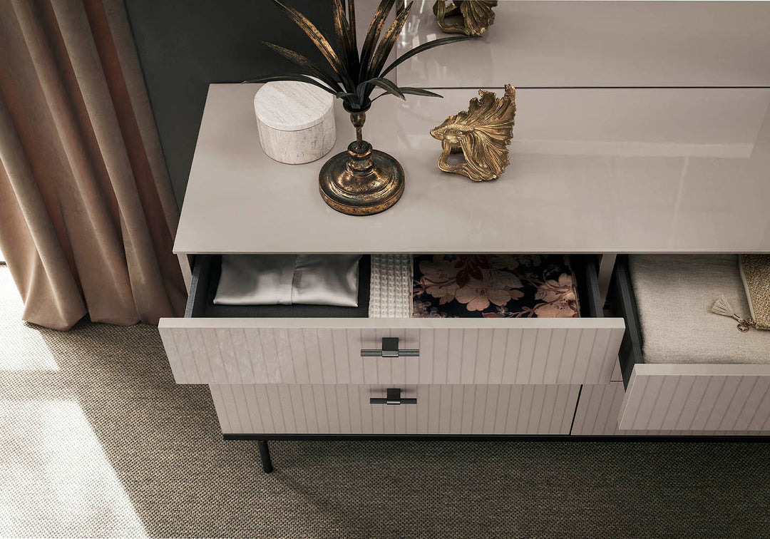 Claire Modern Bedroom Set