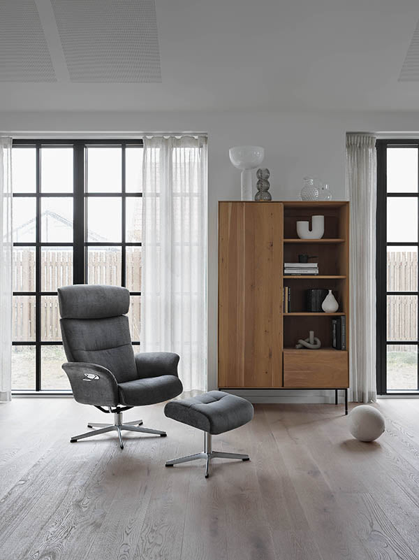 Master Classic Recliner by Conform Conform