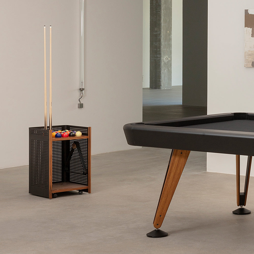 Diagonal Cue Rack lifestyle by RS Barcelona