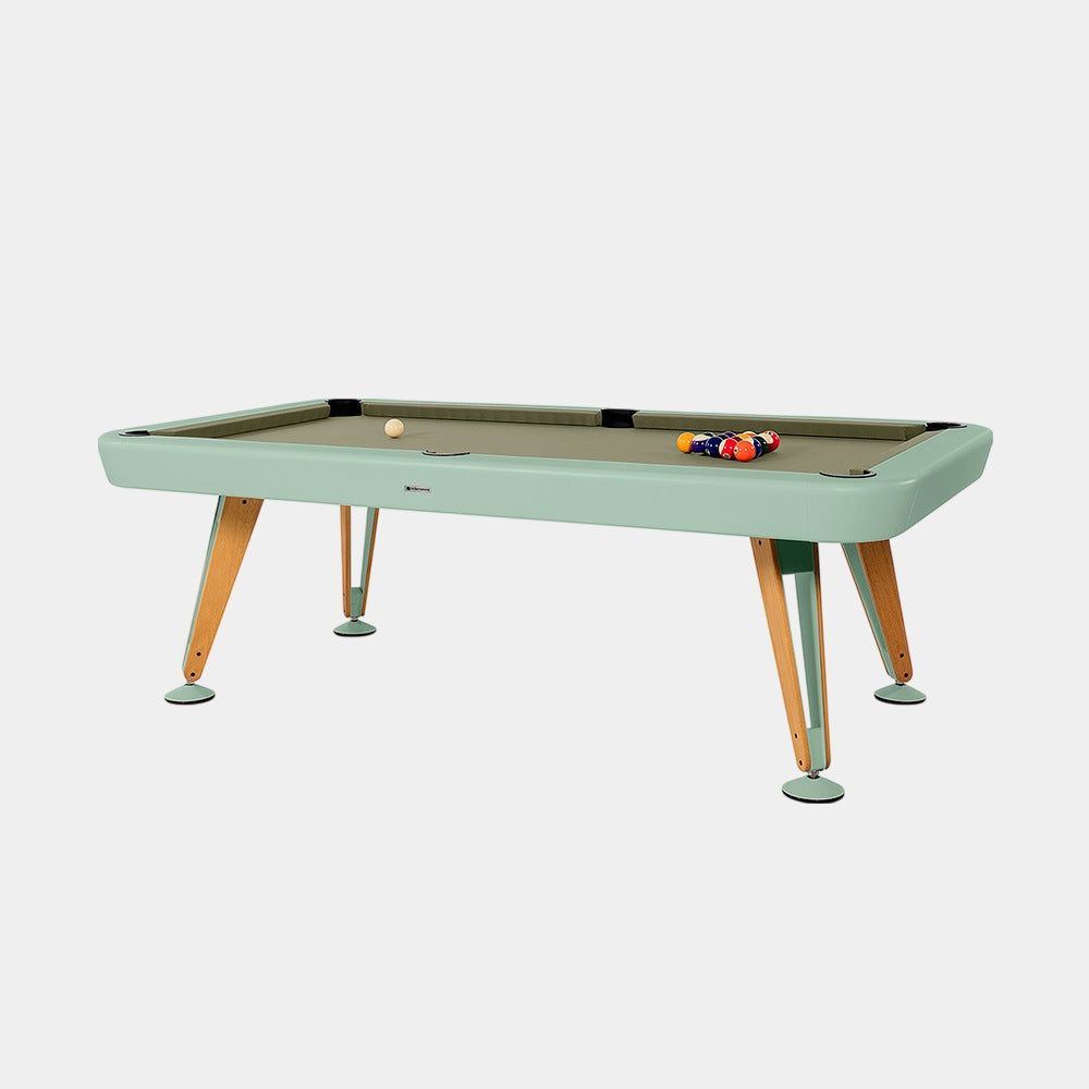 Diagonal Outdoor pool table by RS Barcelona