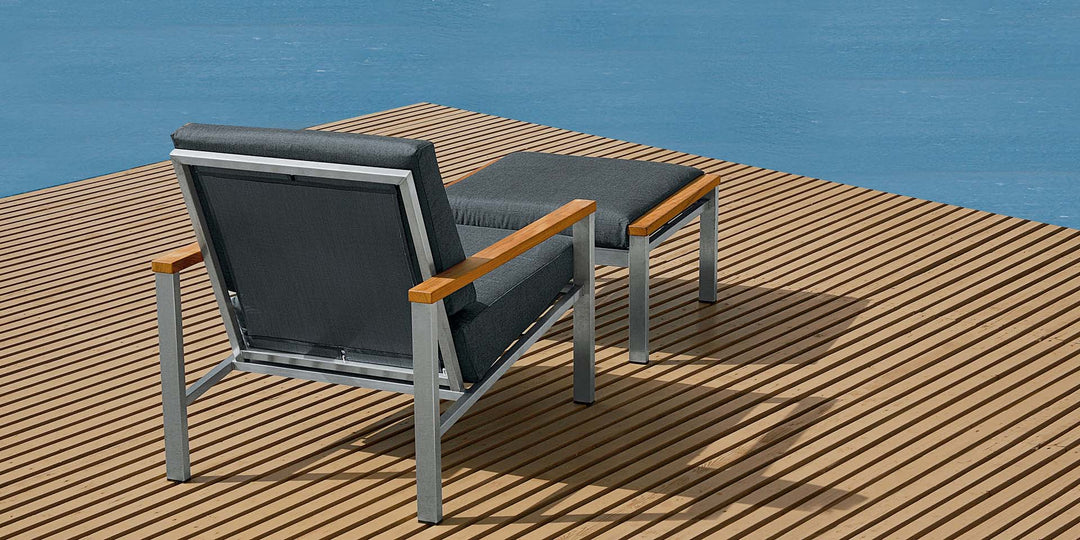 Equinox Conversation Table 100 Round by Barlow Tyrie – Equinox collection lifestyle