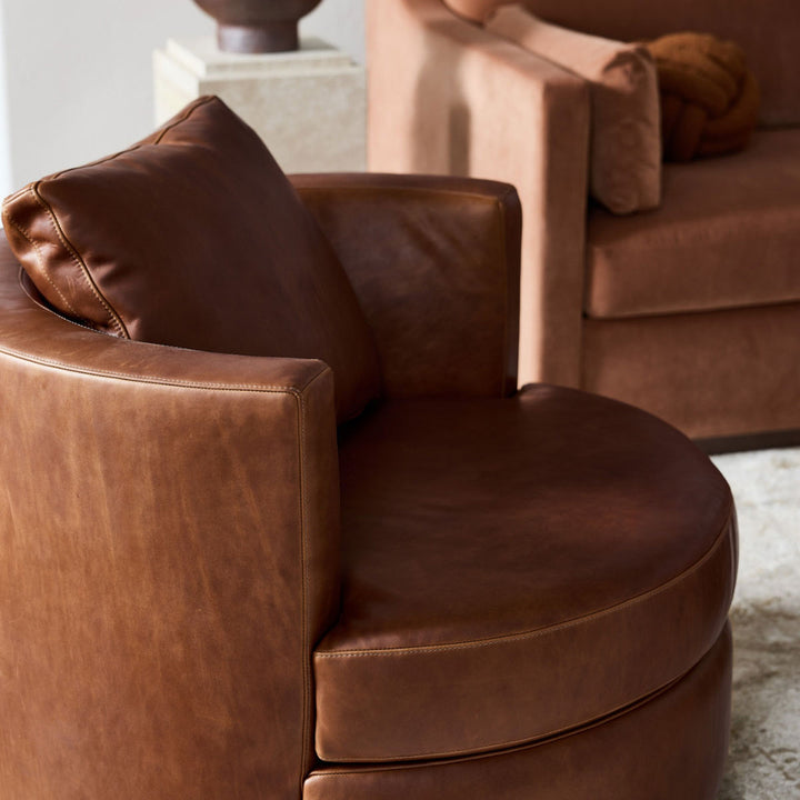 EMMA SWIVEL CHAIR Lounge Chairs American Leather