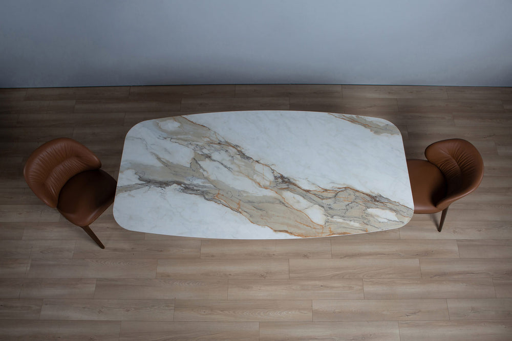 Kimi Dining Table Colibri