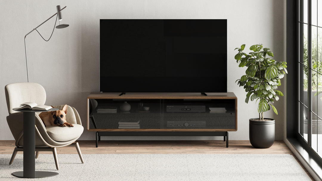 LINQ 7583 Low Media Console lifestyle
