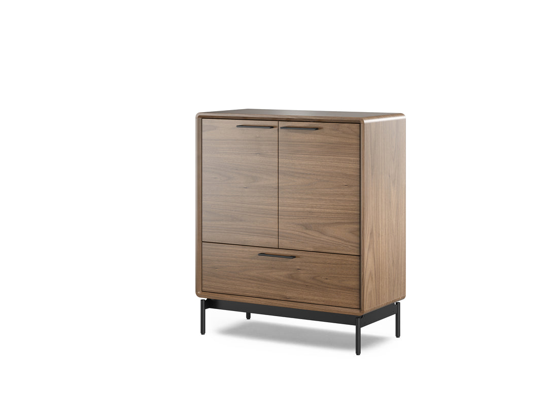 LINQ 7585 Entry Cabinet detail
