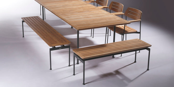 Layout 200 Bench by Barlow Tyrie – Layout collection lifestyle