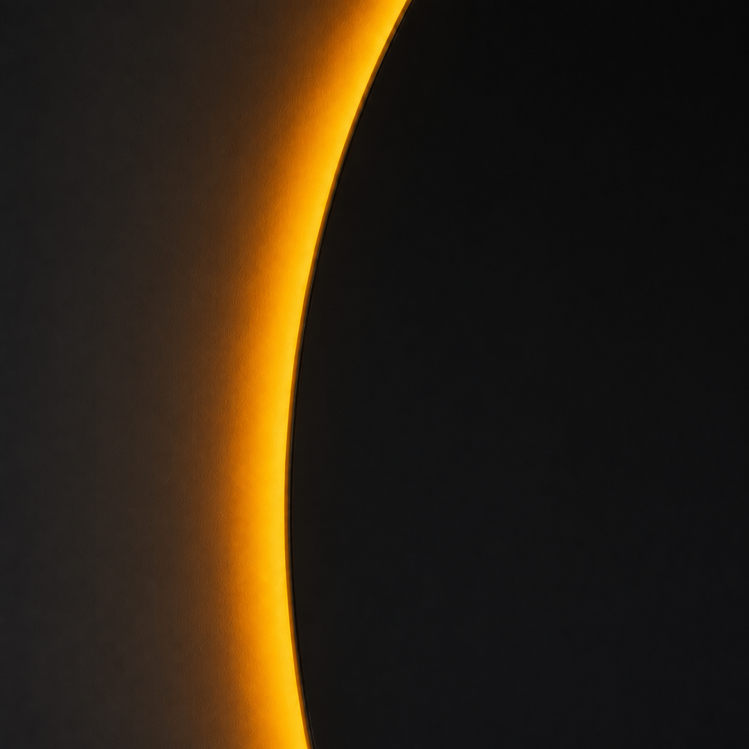 Solar Eclipse Mirror by Interior Moderna - view 15