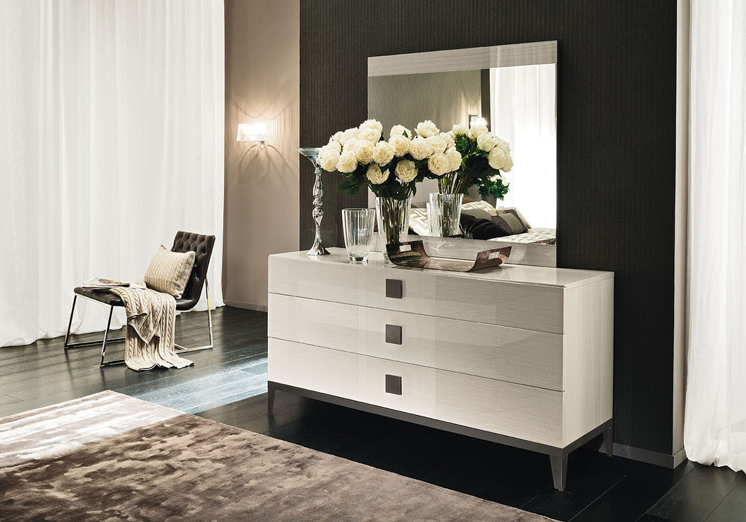 Mont Blanc Modern Italian Bedroom Collection