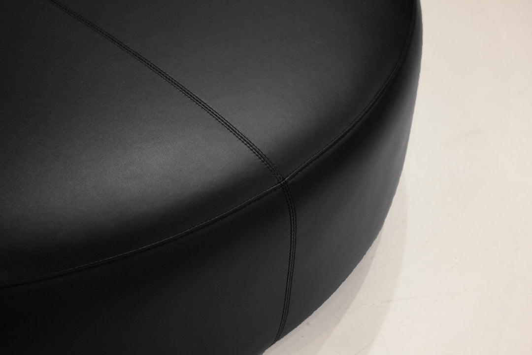 DISC Ottoman in Black Mobital