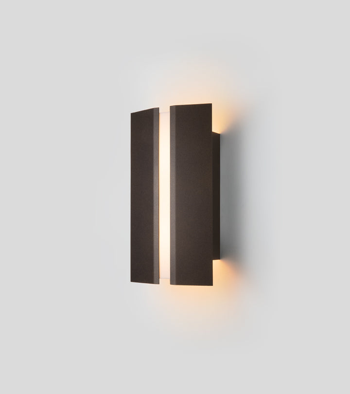 Rima LED Sconce