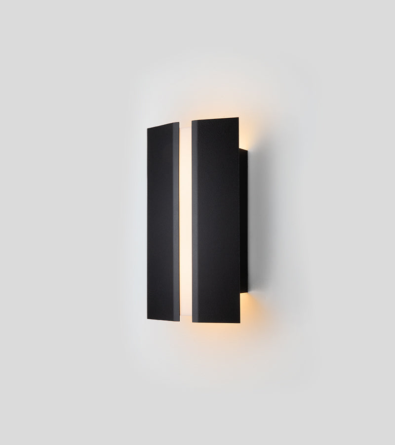 Rima LED Sconce