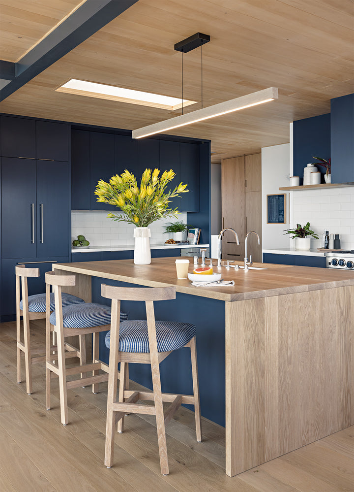 Una LED Linear Pendant Linear Pendants Cerno